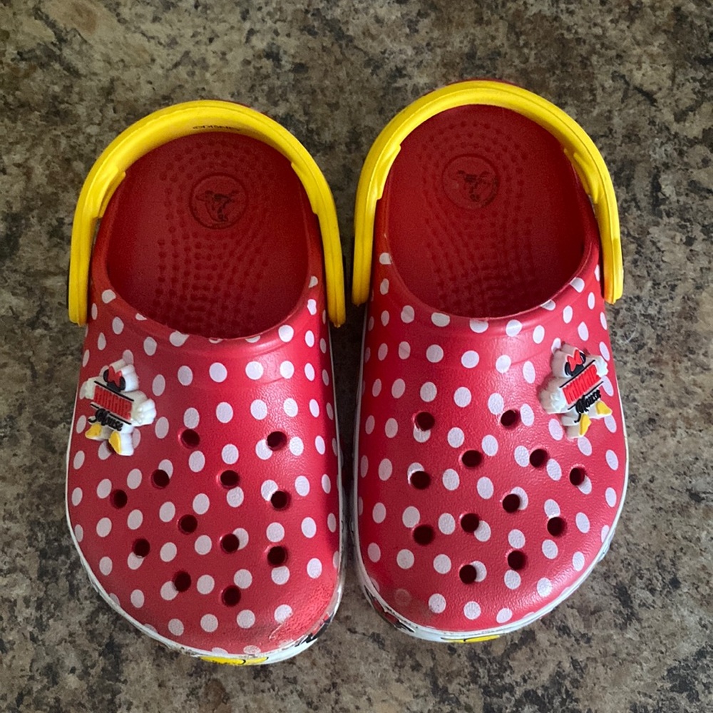 Minnie Crocs